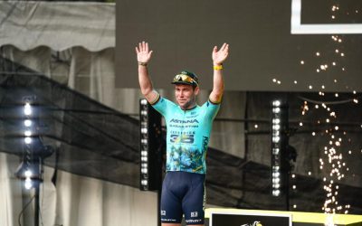 “It was cringeworthy how Mark Cavendish sold his own farewell,” claims columnist who believes Manx Missile’s exit from pro cycling was “toe-curling” and “like Elvis’s last tour through shady casinos in Las Vegas” + more on the live blog