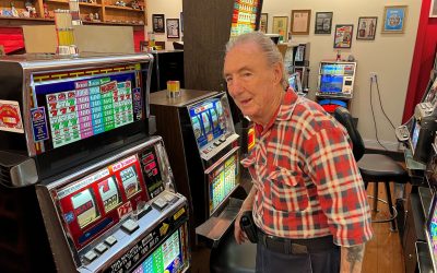 Slots of enjoyment: At 86, Stockton man still fixing, selling slot machines